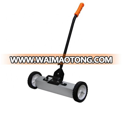 18 inch Small Convenient Manual Magnetic Sweeper for Factory or Home Use